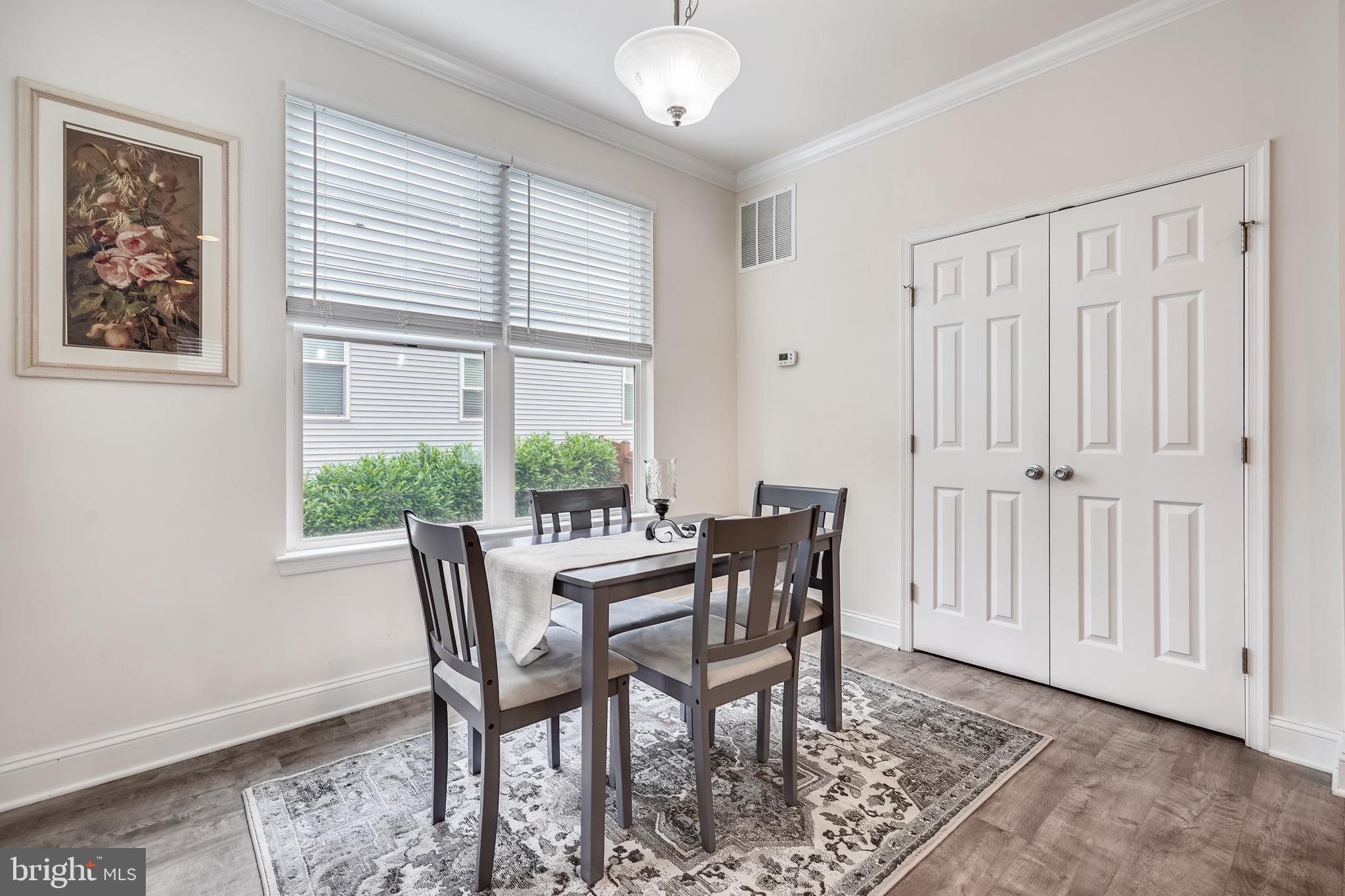 WELLINGTON - Residential