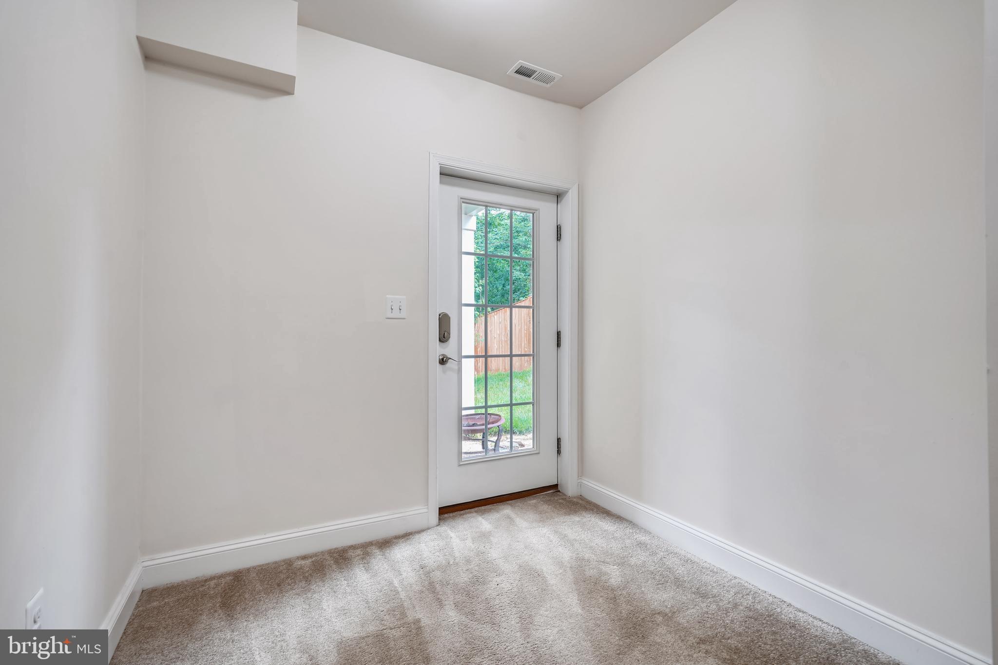 WELLINGTON - Residential