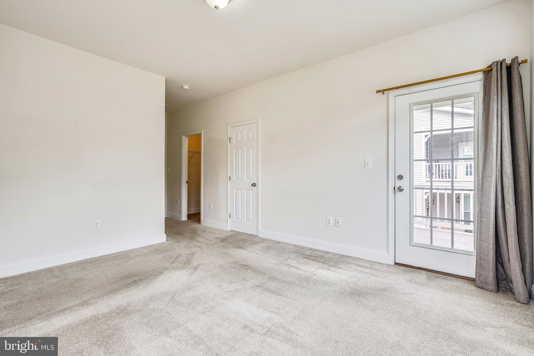 WELLINGTON - Residential