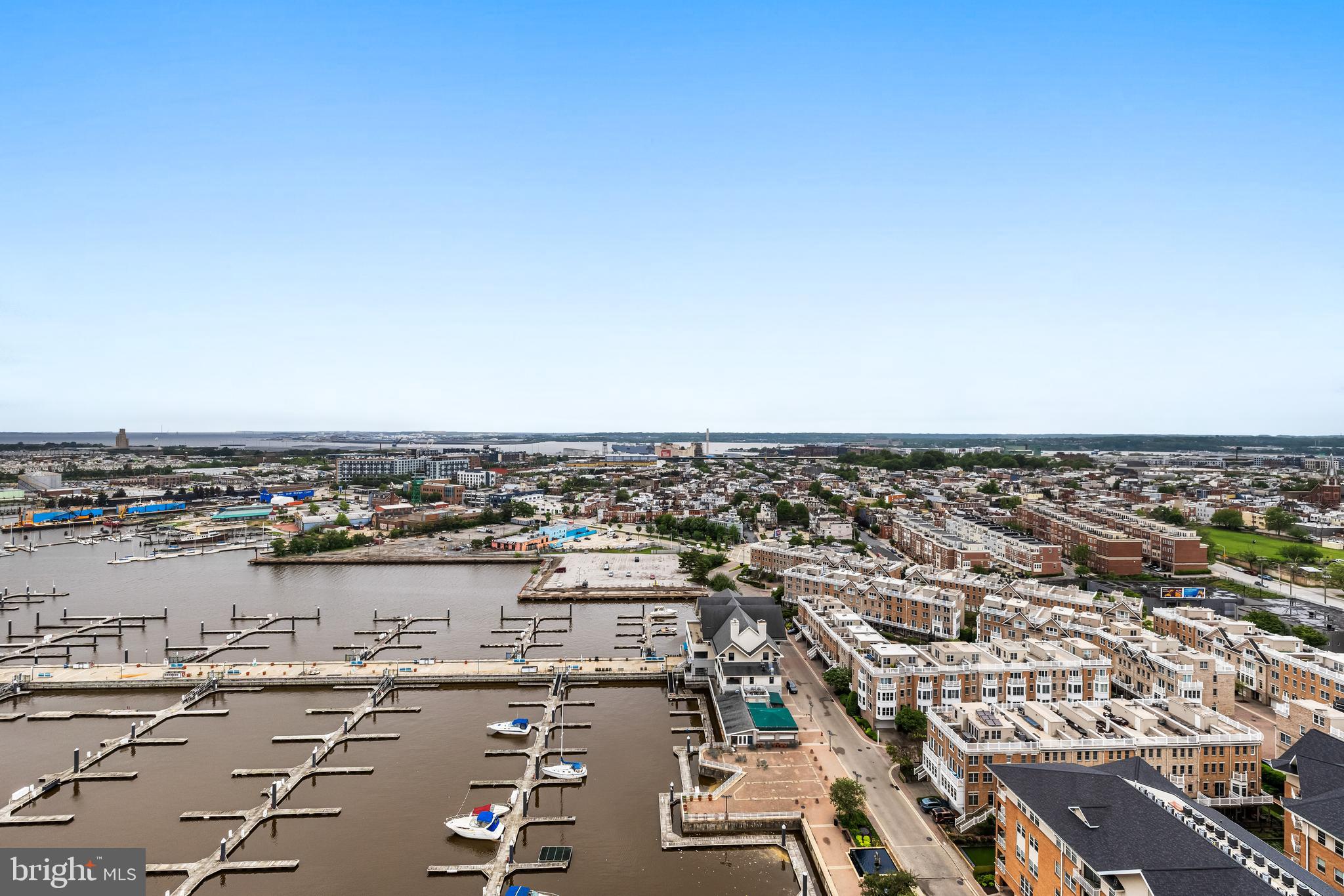 HARBORVIEW TOWERS - Residential