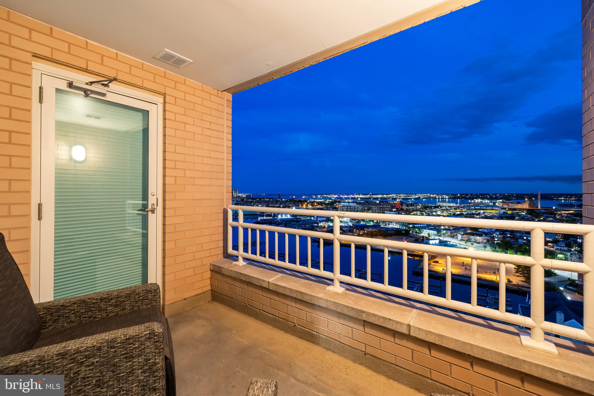 HARBORVIEW TOWERS - Residential