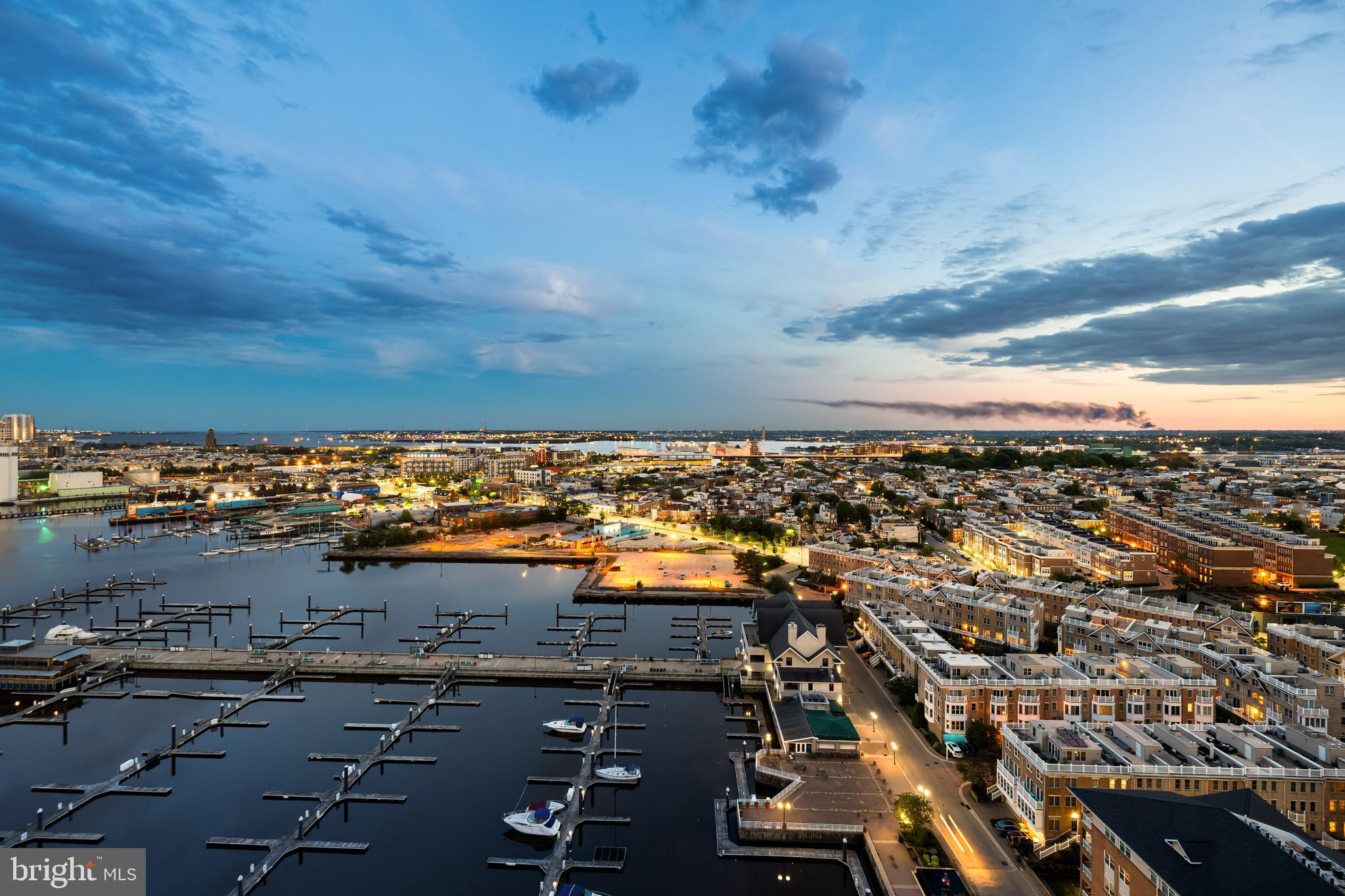 HARBORVIEW TOWERS - Residential