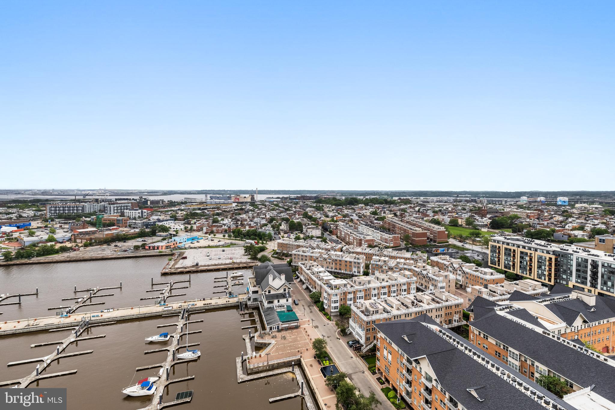 HARBORVIEW TOWERS - Residential