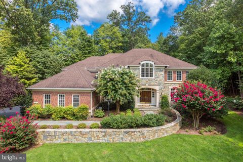 7814 CROWNHURST COURT MCLEAN VA 22102