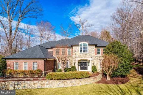 7814 Crownhurst Court, McLean, VA 22102 - MLS#: VAFX2219574