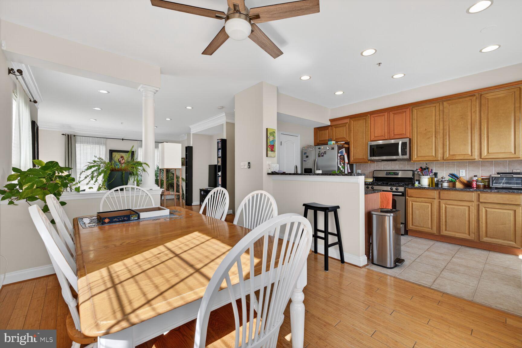 102 PASTURE SIDE PLACE