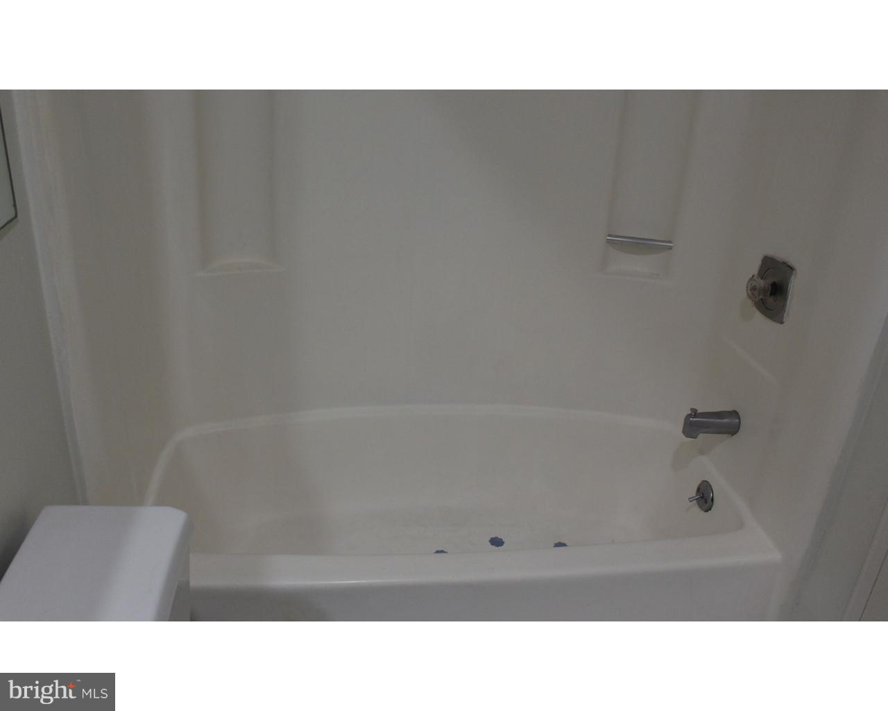 GRADUATE HOSPITAL - Residential Lease