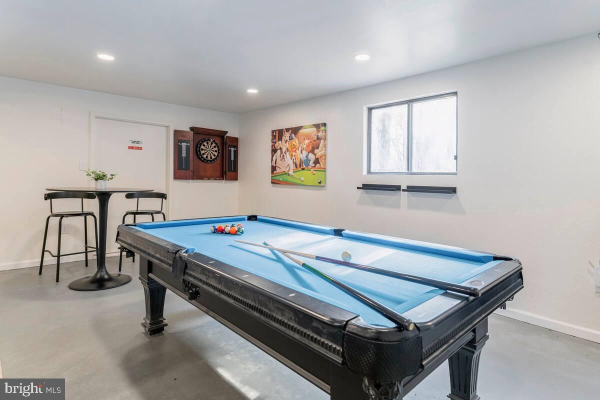 BRIER CREST WOODS - Residential