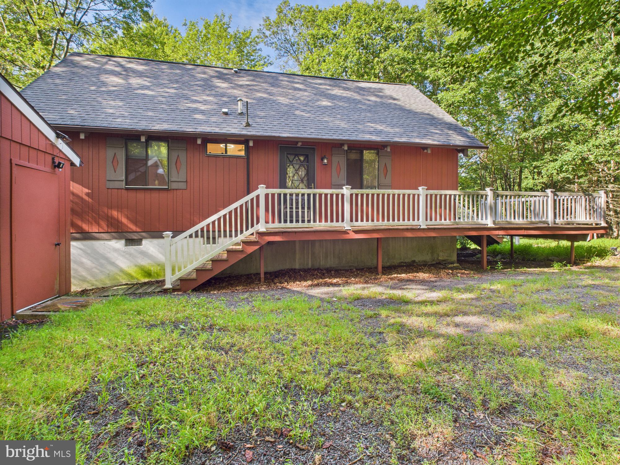 BRIER CREST WOODS - Residential