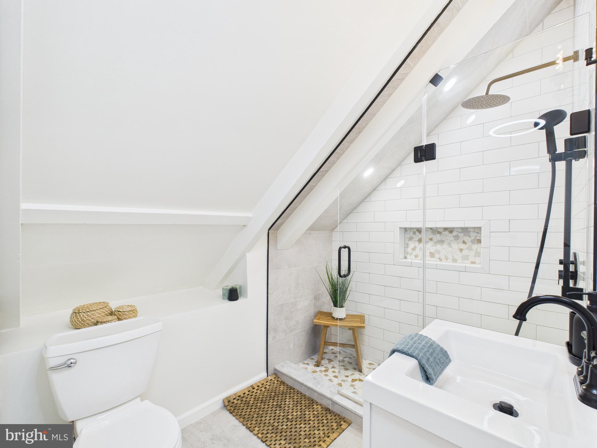 BRIER CREST WOODS - Residential