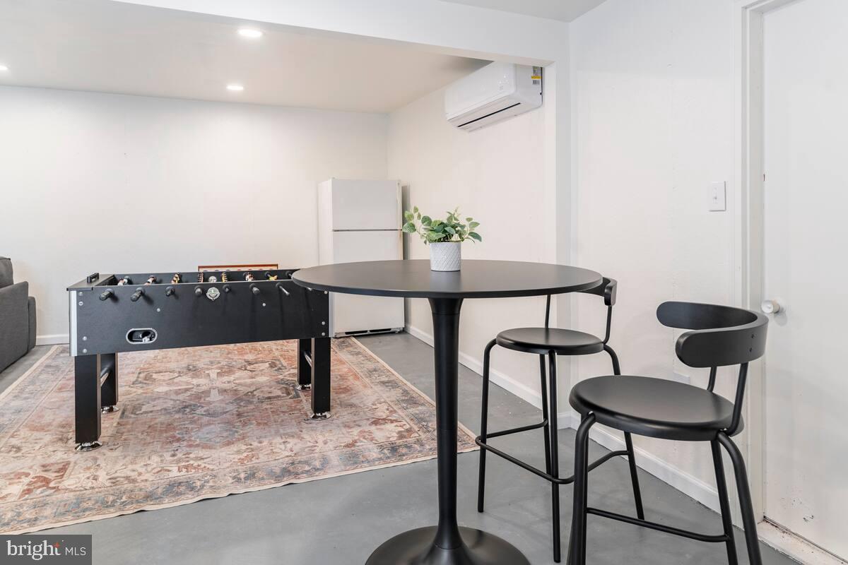 BRIER CREST WOODS - Residential