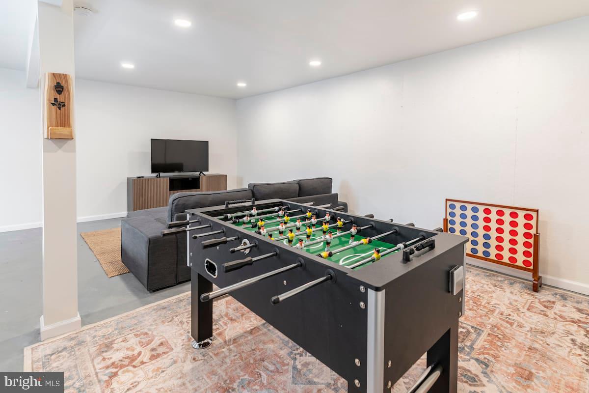 BRIER CREST WOODS - Residential