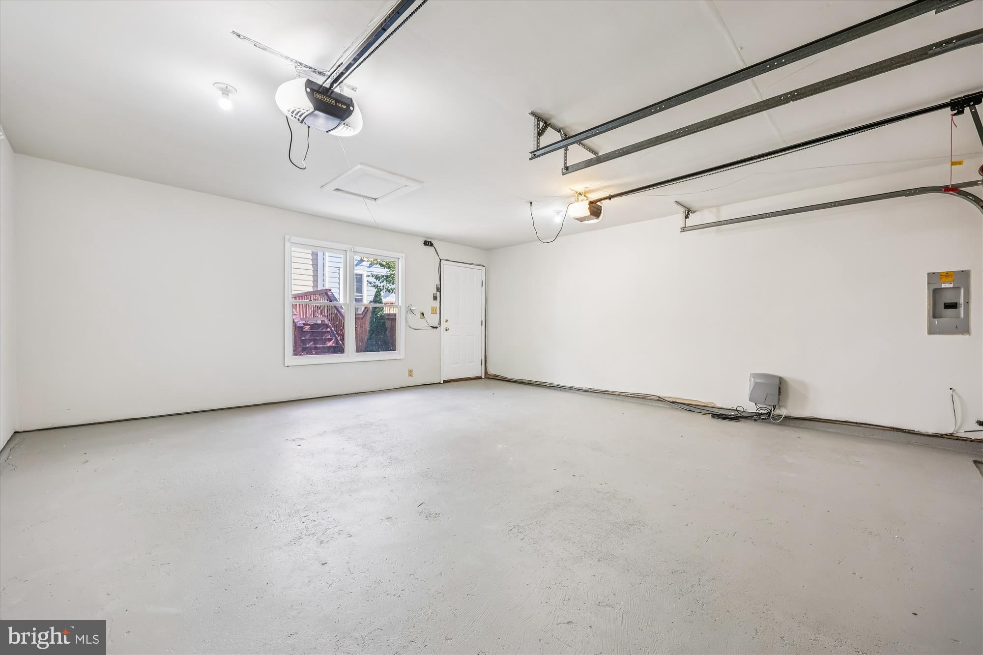 KENTLANDS - Residential