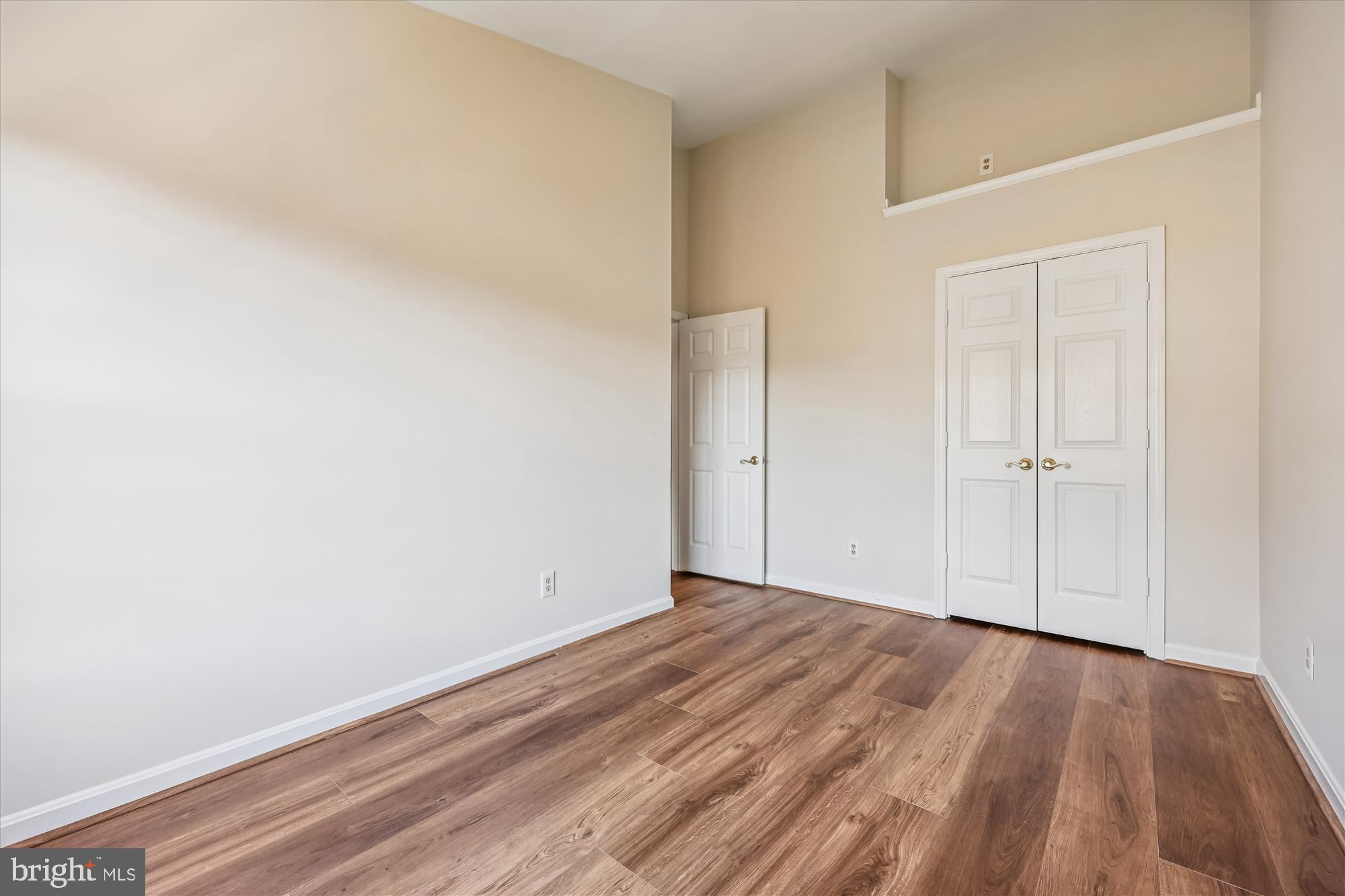 KENTLANDS - Residential