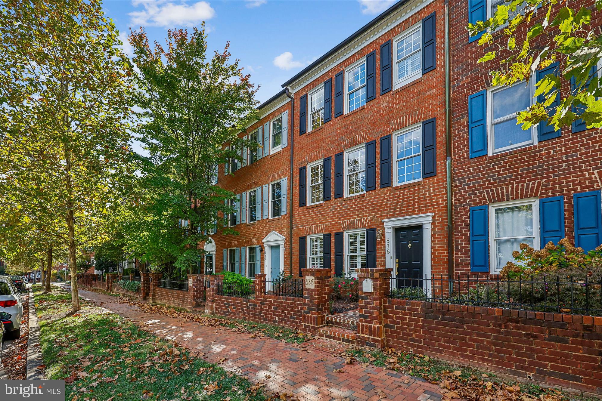 KENTLANDS - Residential