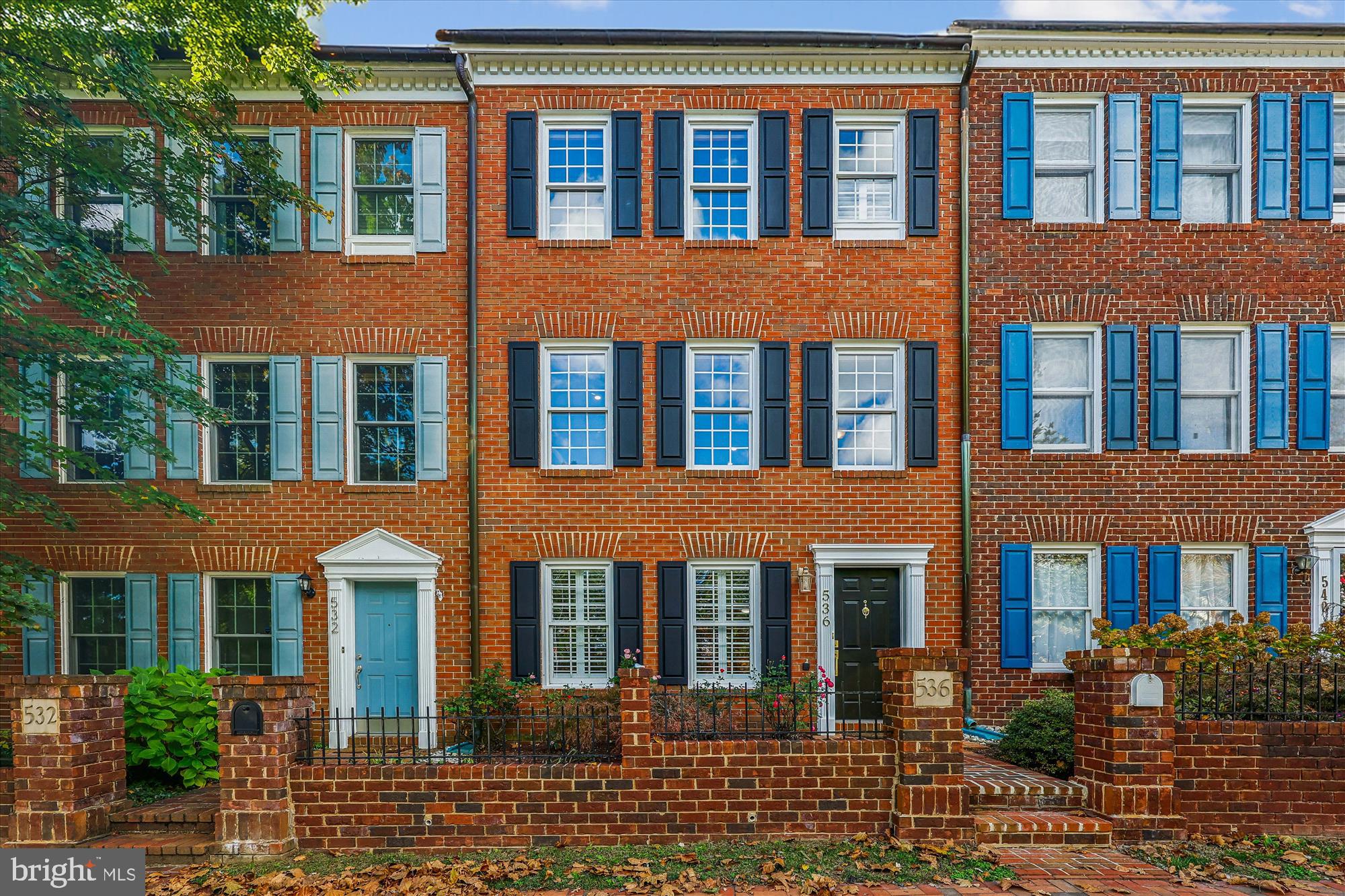 KENTLANDS - Residential