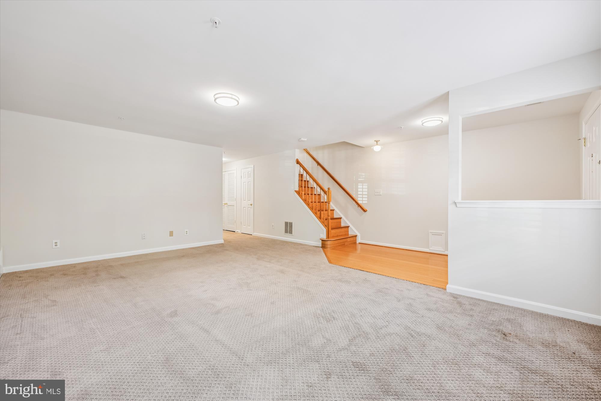 KENTLANDS - Residential