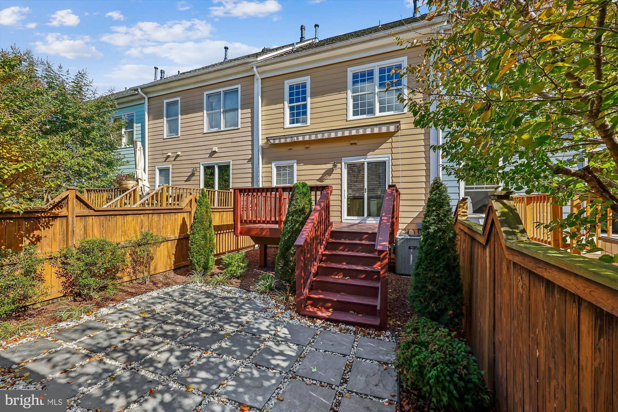 KENTLANDS - Residential