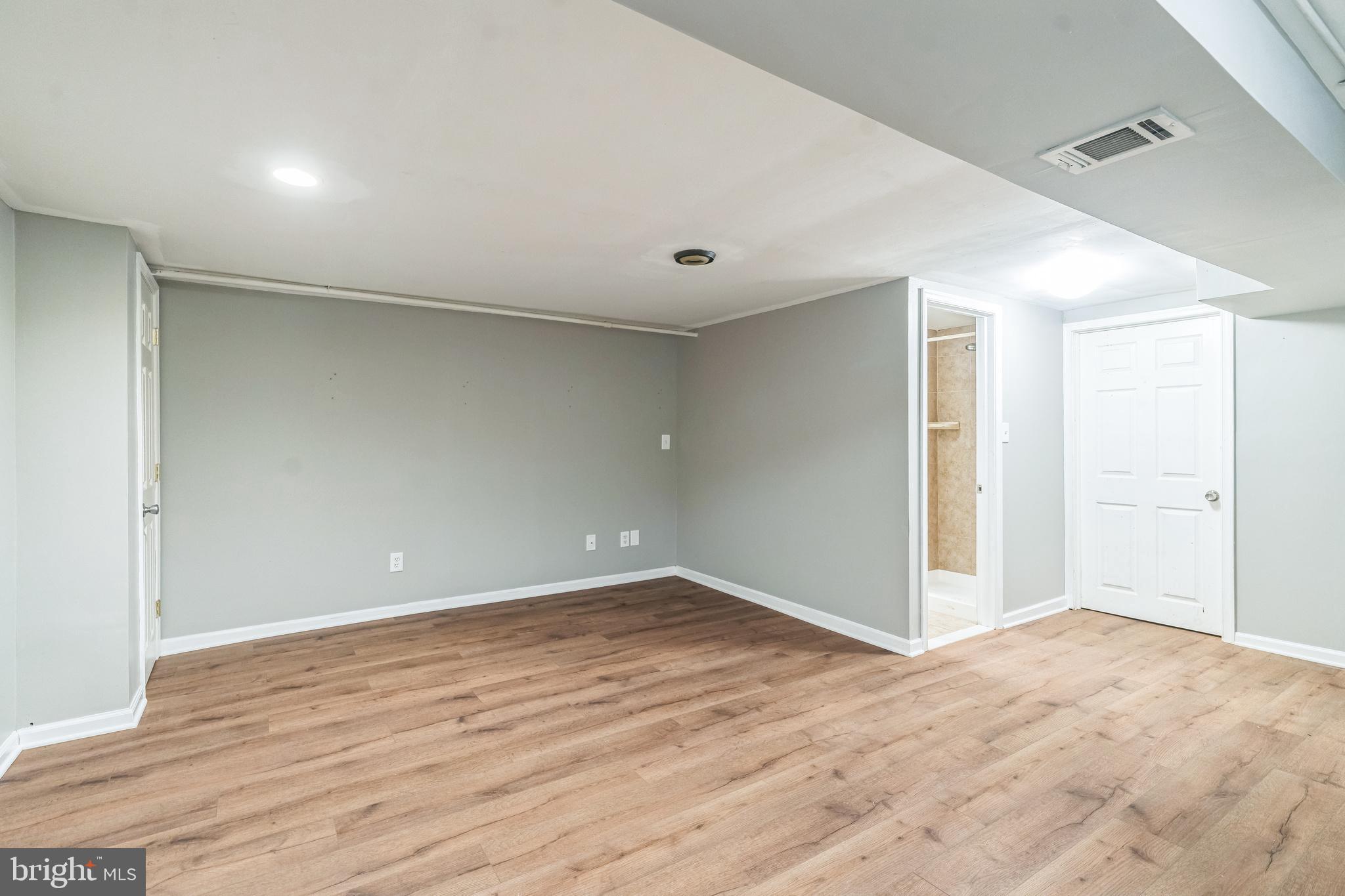 SWARTHMOREWOOD - Residential Lease