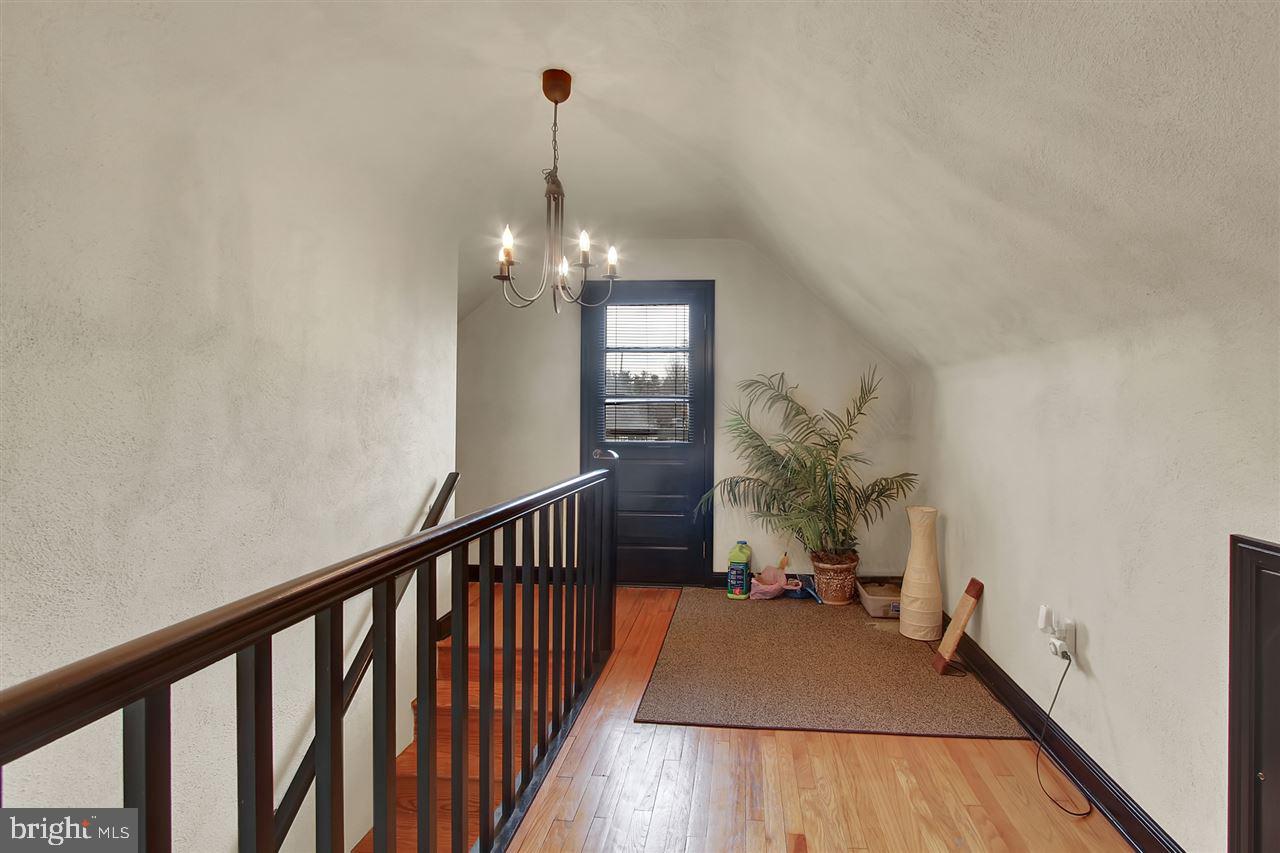 NORTH HILLS - Residential