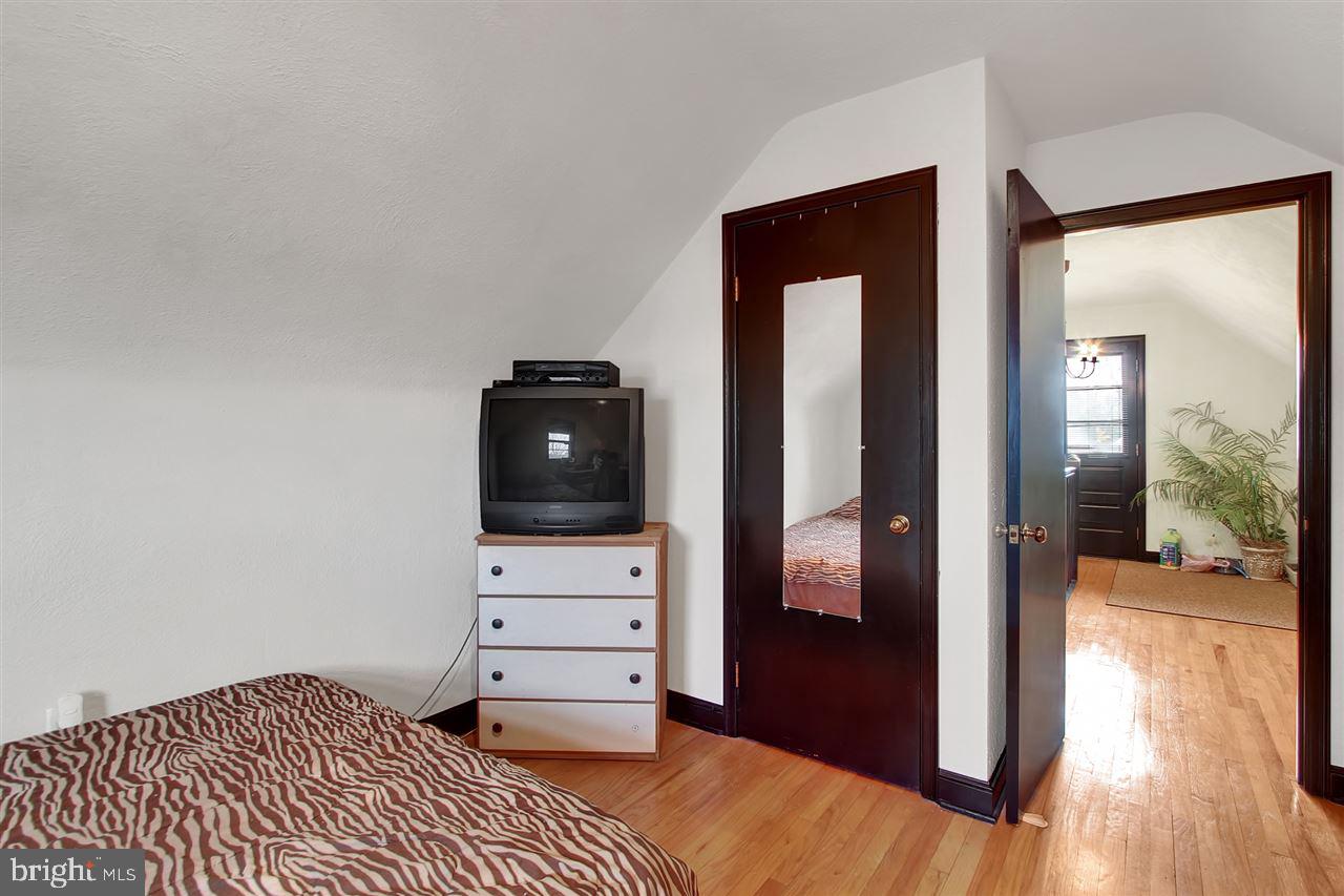 NORTH HILLS - Residential