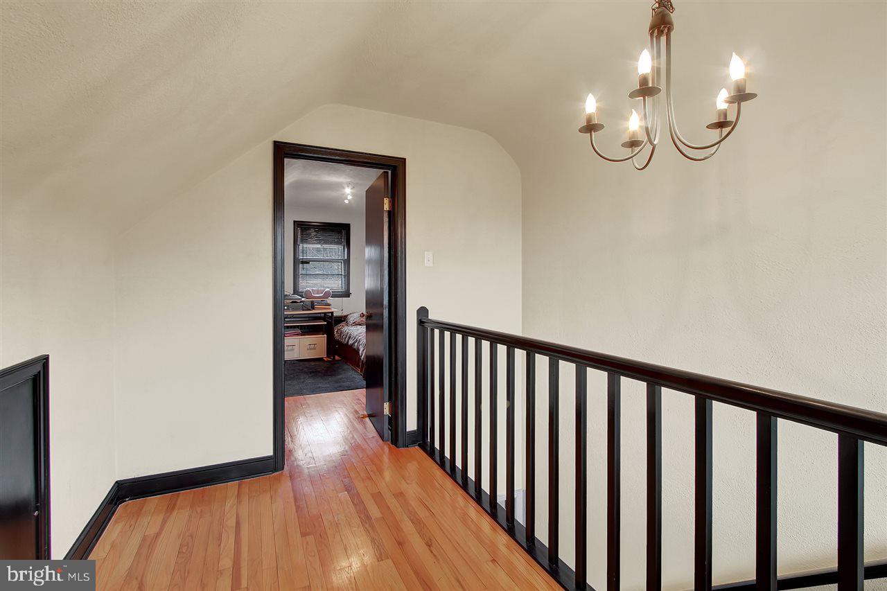 NORTH HILLS - Residential