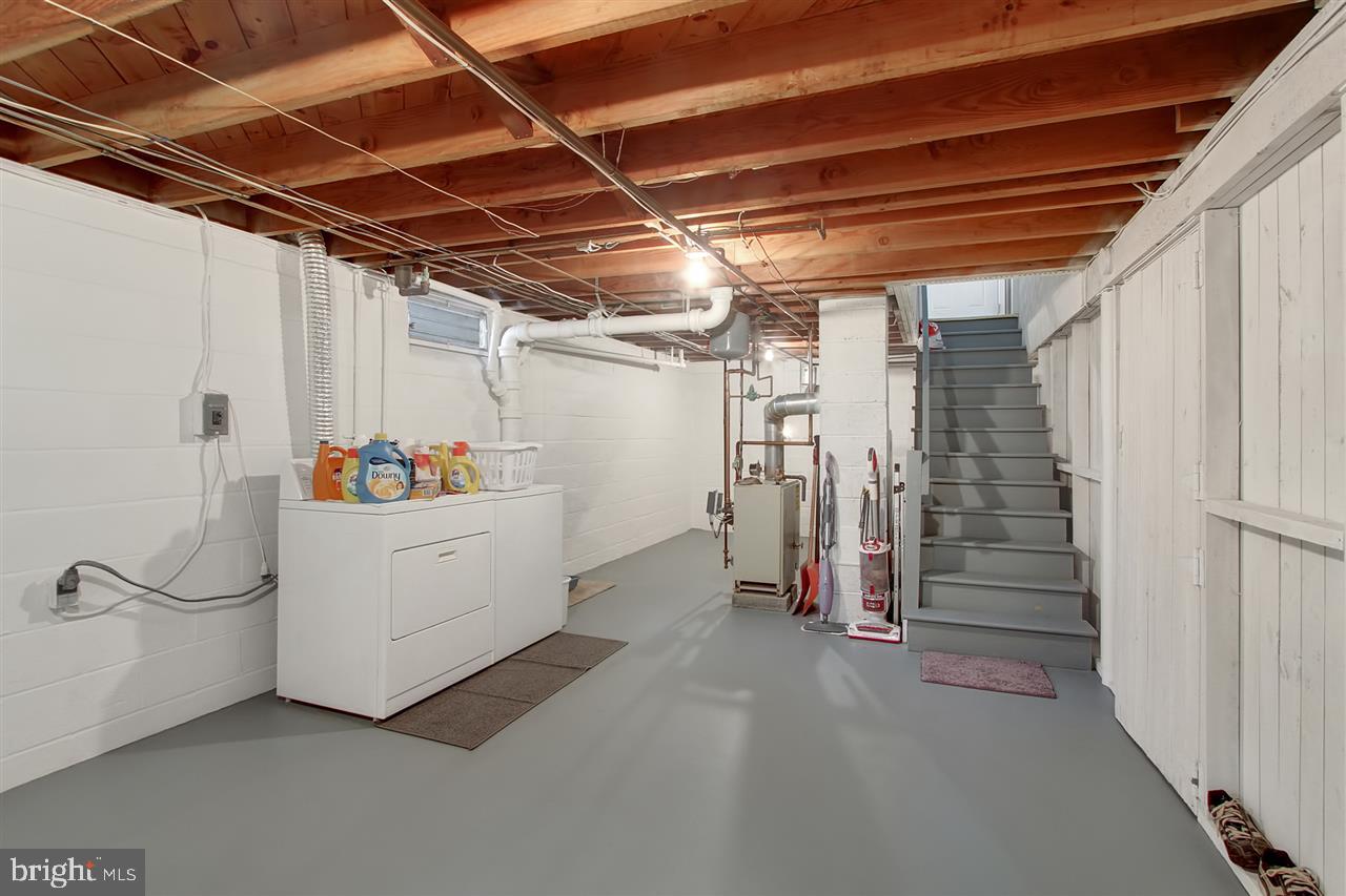 NORTH HILLS - Residential