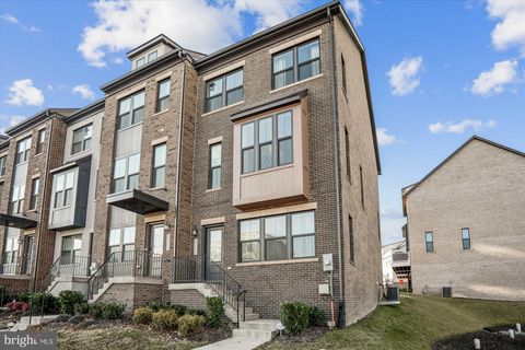 6732 BELCREST ROAD HYATTSVILLE MD 20782