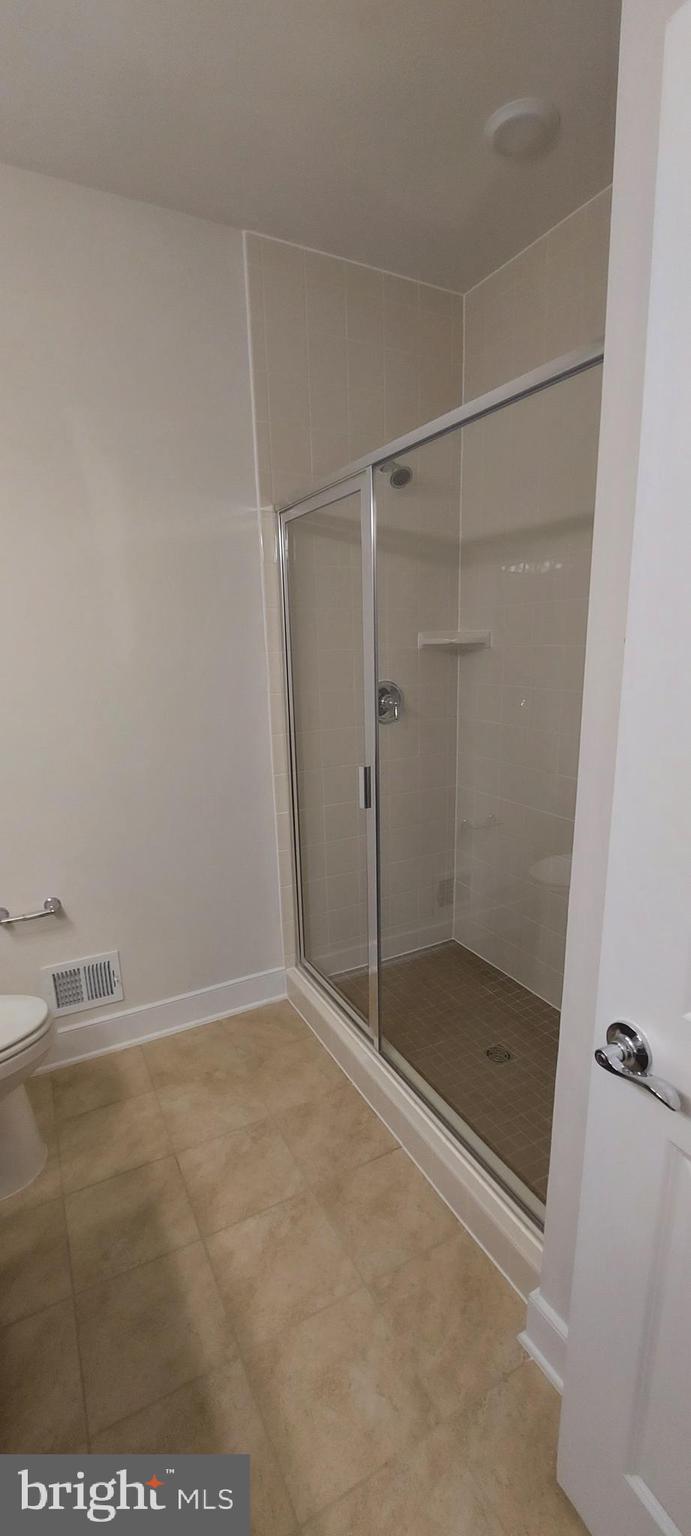 CROWN FARM - Residential Lease