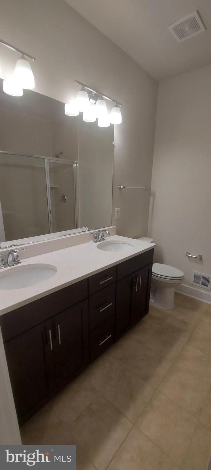 CROWN FARM - Residential Lease