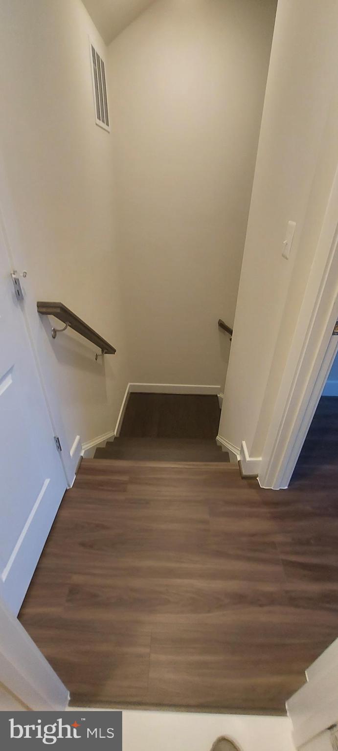 CROWN FARM - Residential Lease