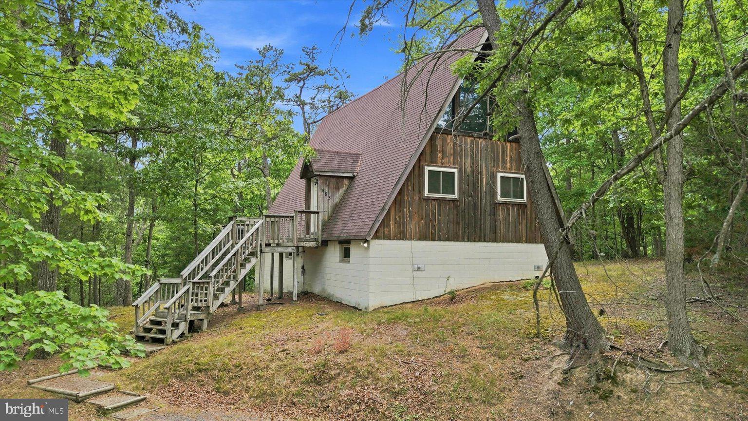 863 LEE ROAD