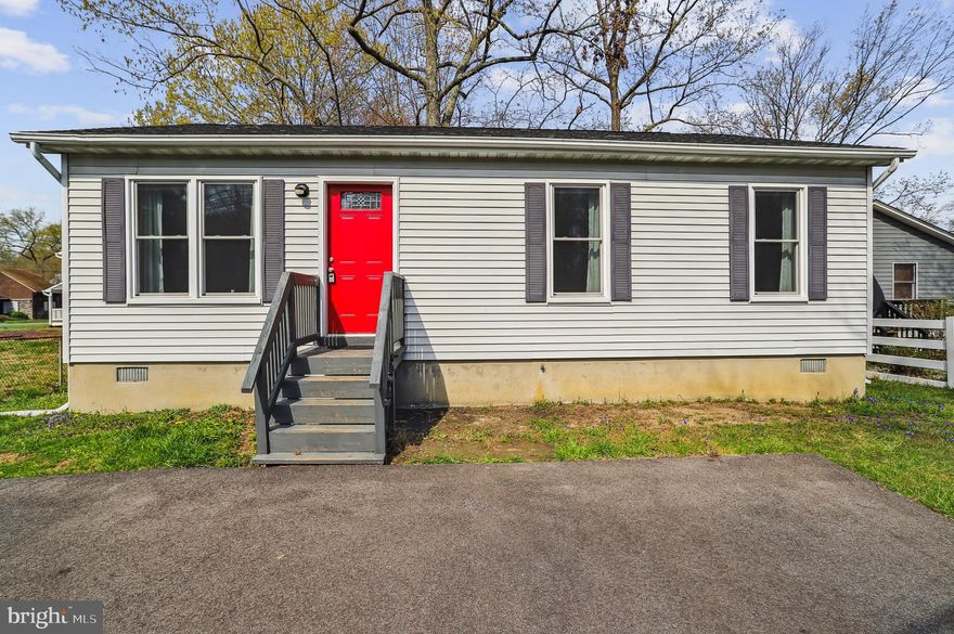 Back to active pending release--buyer unable to proceed.  His loss is your gain.  Handsome rancher in Shady Side is ready for a new family!  Step through the welcoming red front door and fall in love with its tastefully updated interior.  Complete with eat-in country  kitchen featuring granite countertops, low maintenance LVP flooring in common areas and modern bathroom.  This three bedroom move-in ready space is quite the charmer.  Just off the kitchen lies the perfect escape from the day’s stress-your very own deck for entertaining or simply enjoying a moment of peaceful contemplation while admiring your sprawling fenced in yard.  Celebrate spring and summer with beach access, a family picnic at the walkable playground, or a relaxing kayak on West River- Shady side has it all - come see for yourself- just look for the red door rambler.
----UV Light installed  in water line to prevent bacteria--
Inspections done and no repairs requested--
Roof 6 years old--
All new windows--
Driveway widened three years old--
Newer Ductless Mini Split system - more can be added, if desired--
One year Choice Home Warranty!!