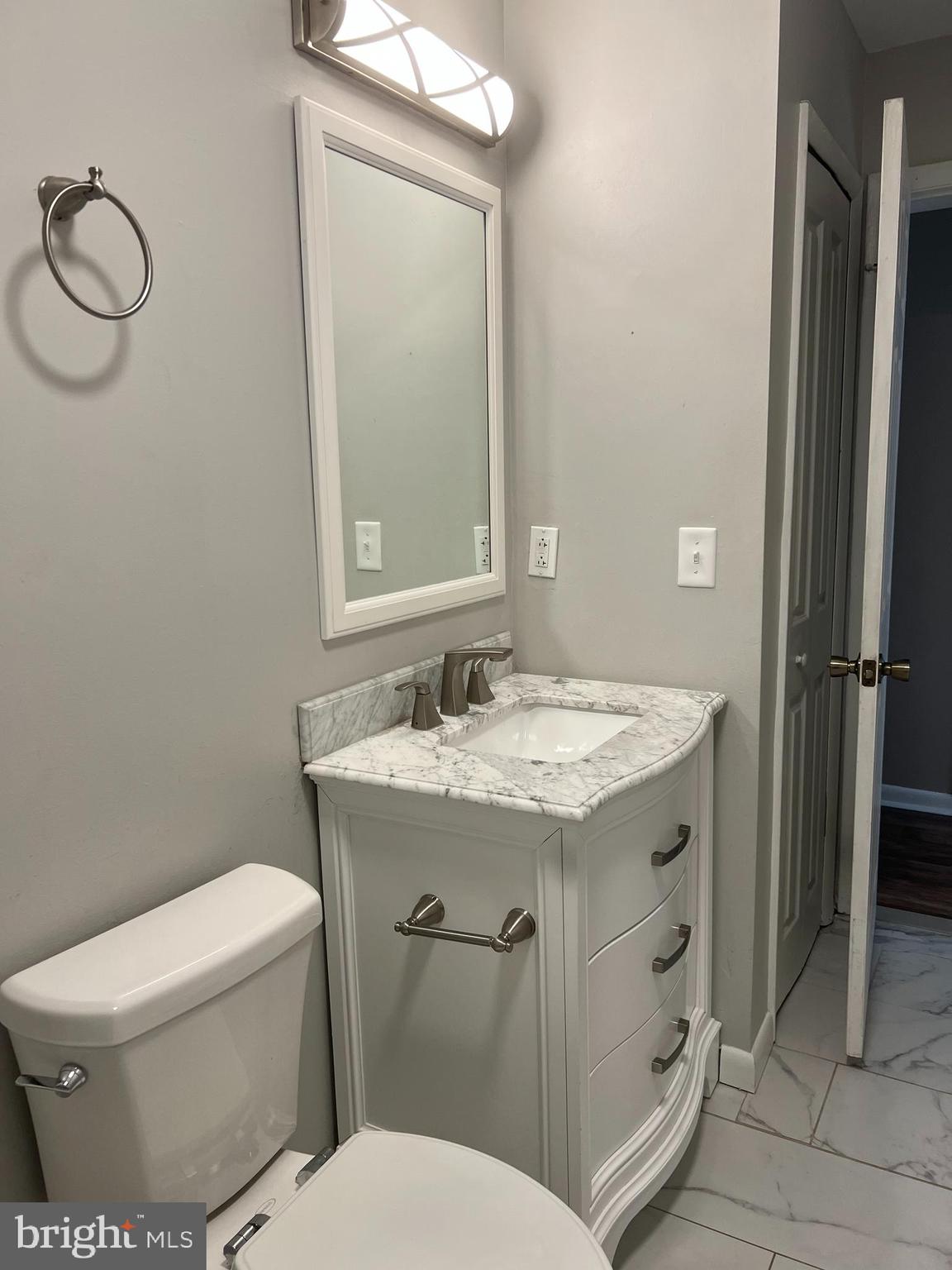 AVALON SHORES - Residential