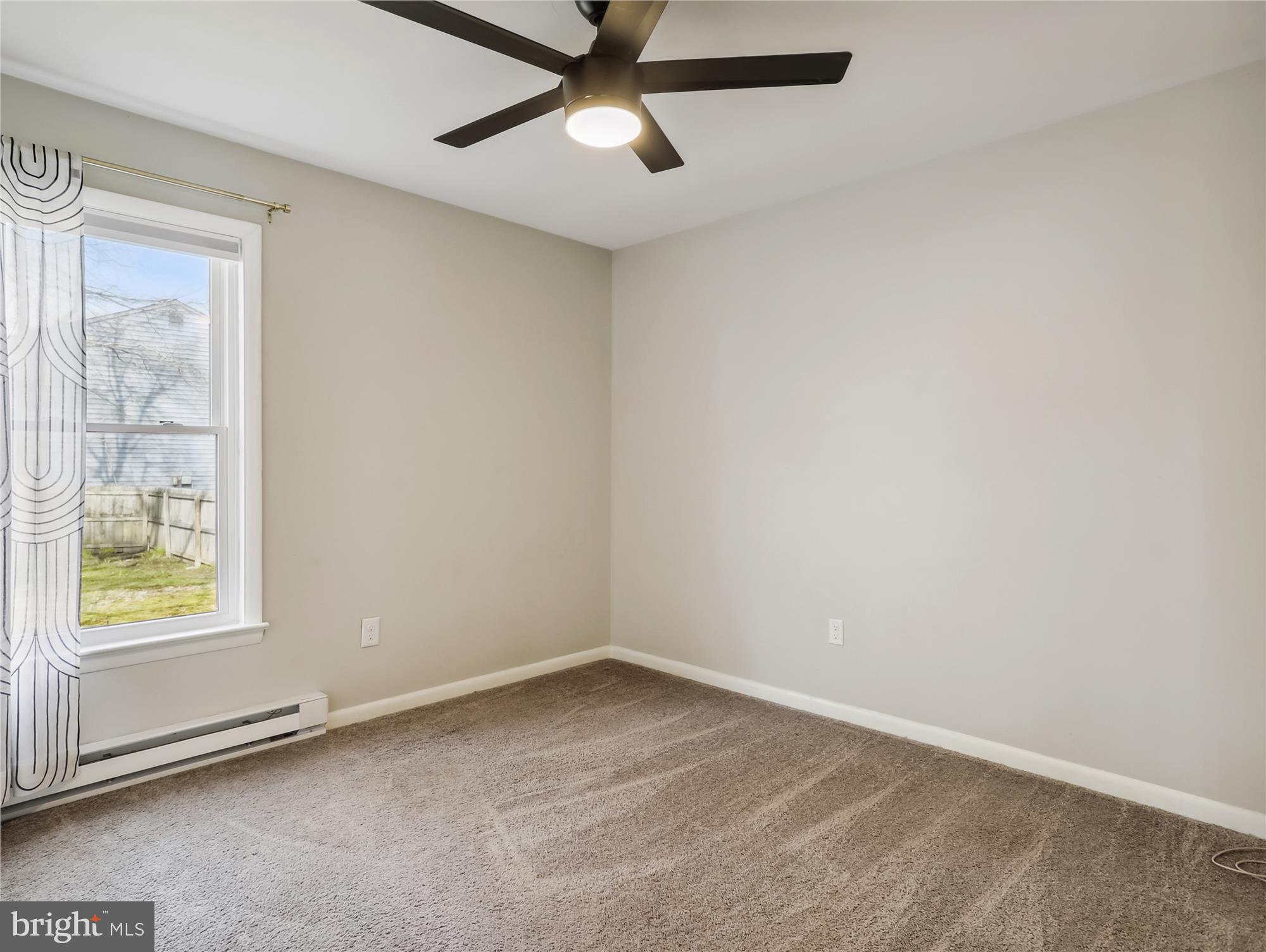 AVALON SHORES - Residential