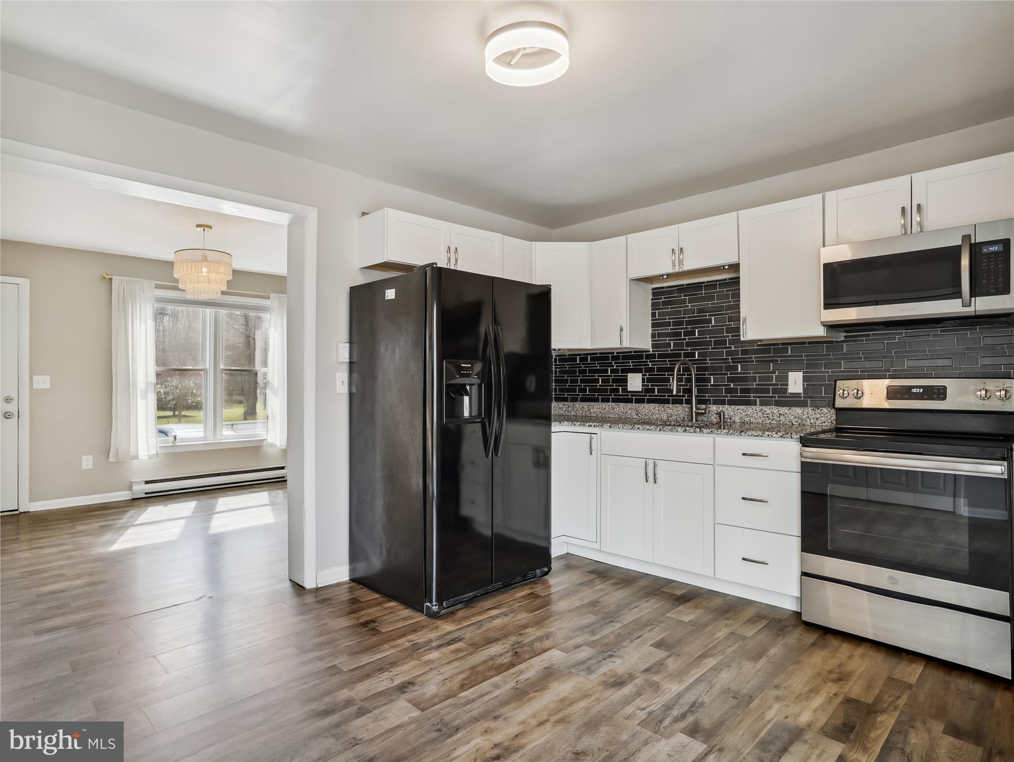 AVALON SHORES - Residential