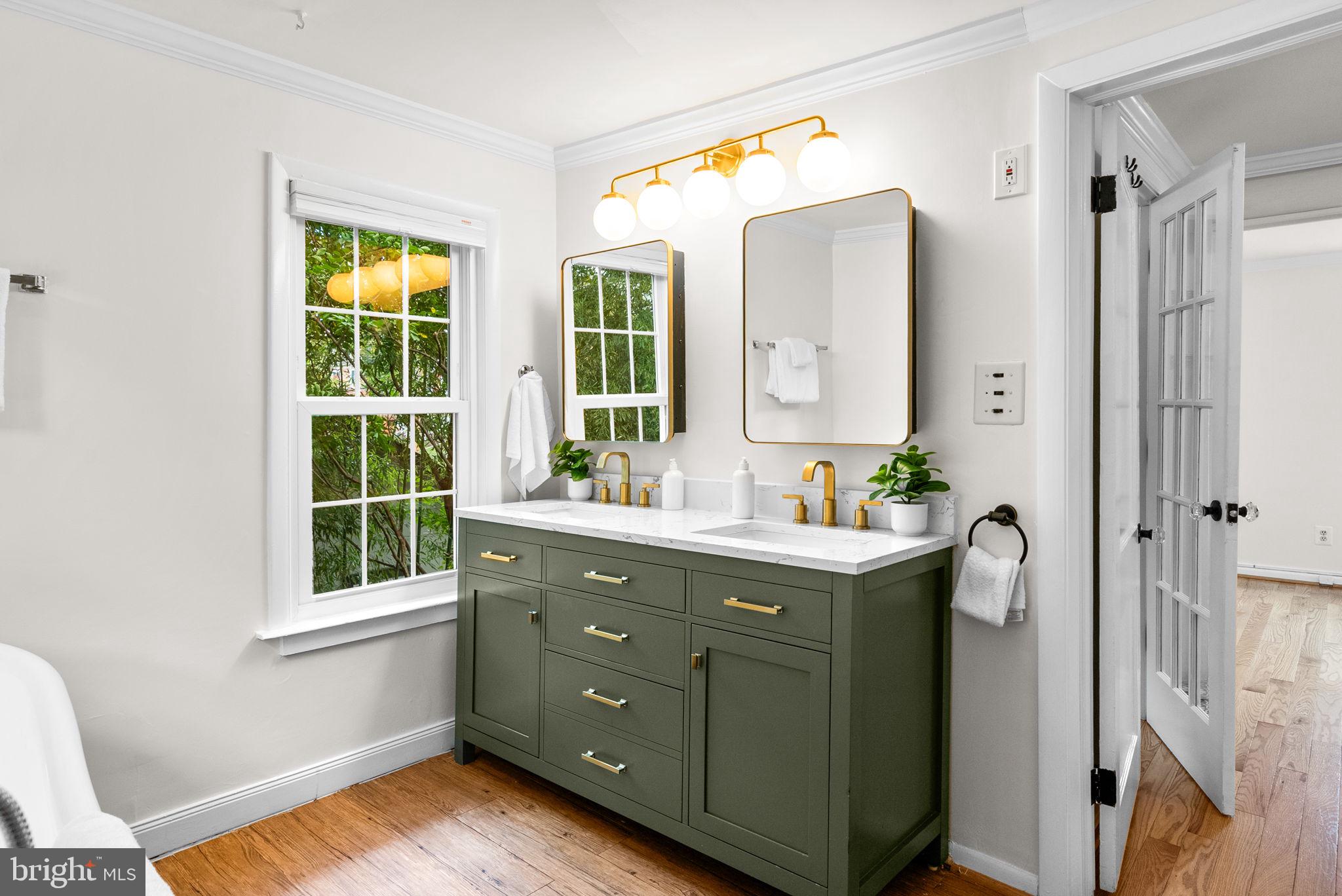 SILVER SPRING - Residential