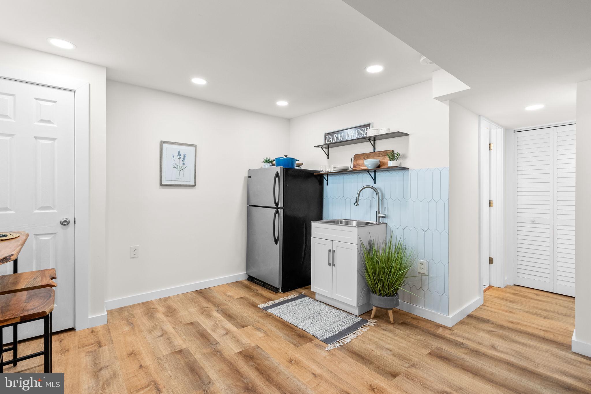 SILVER SPRING - Residential