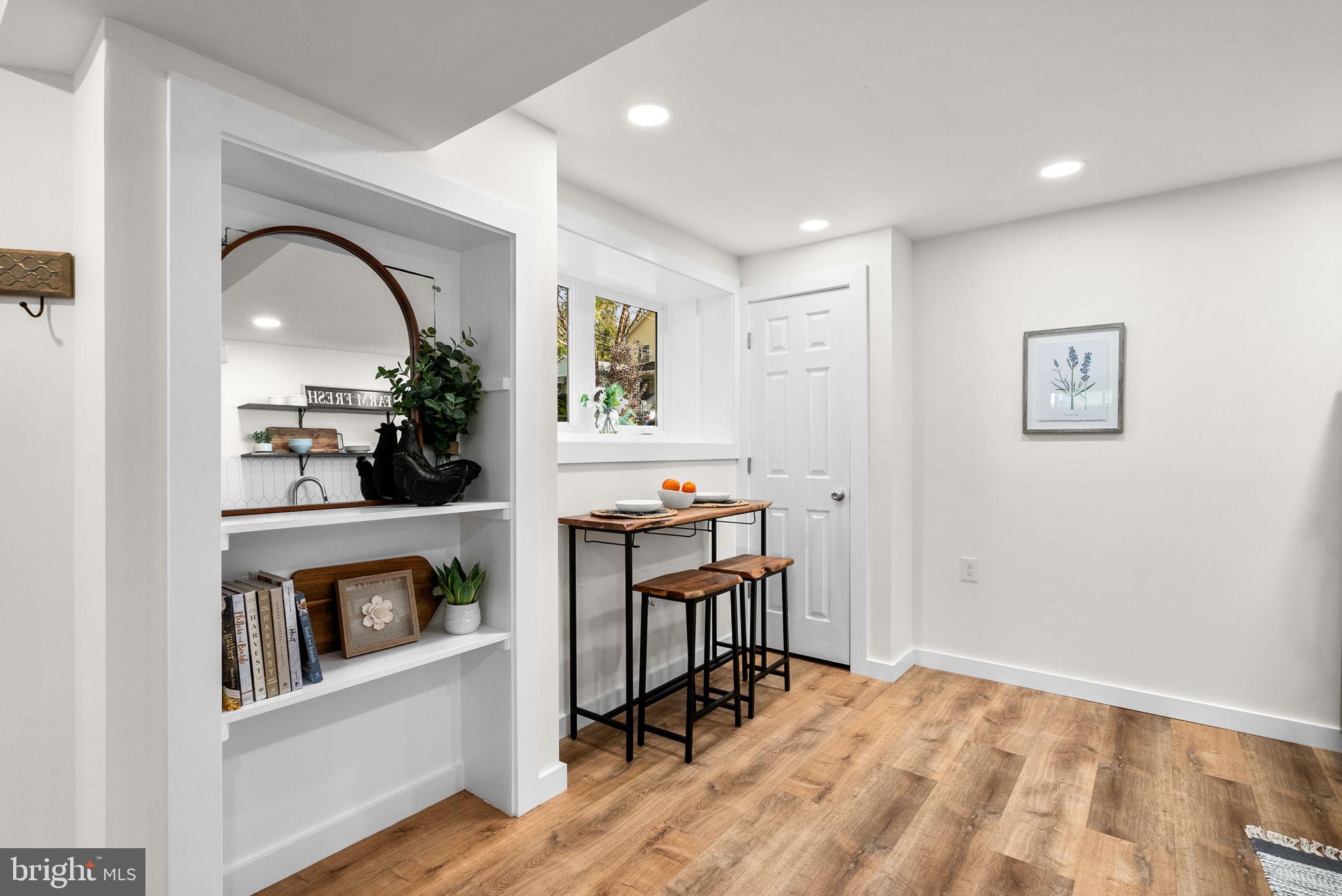 SILVER SPRING - Residential