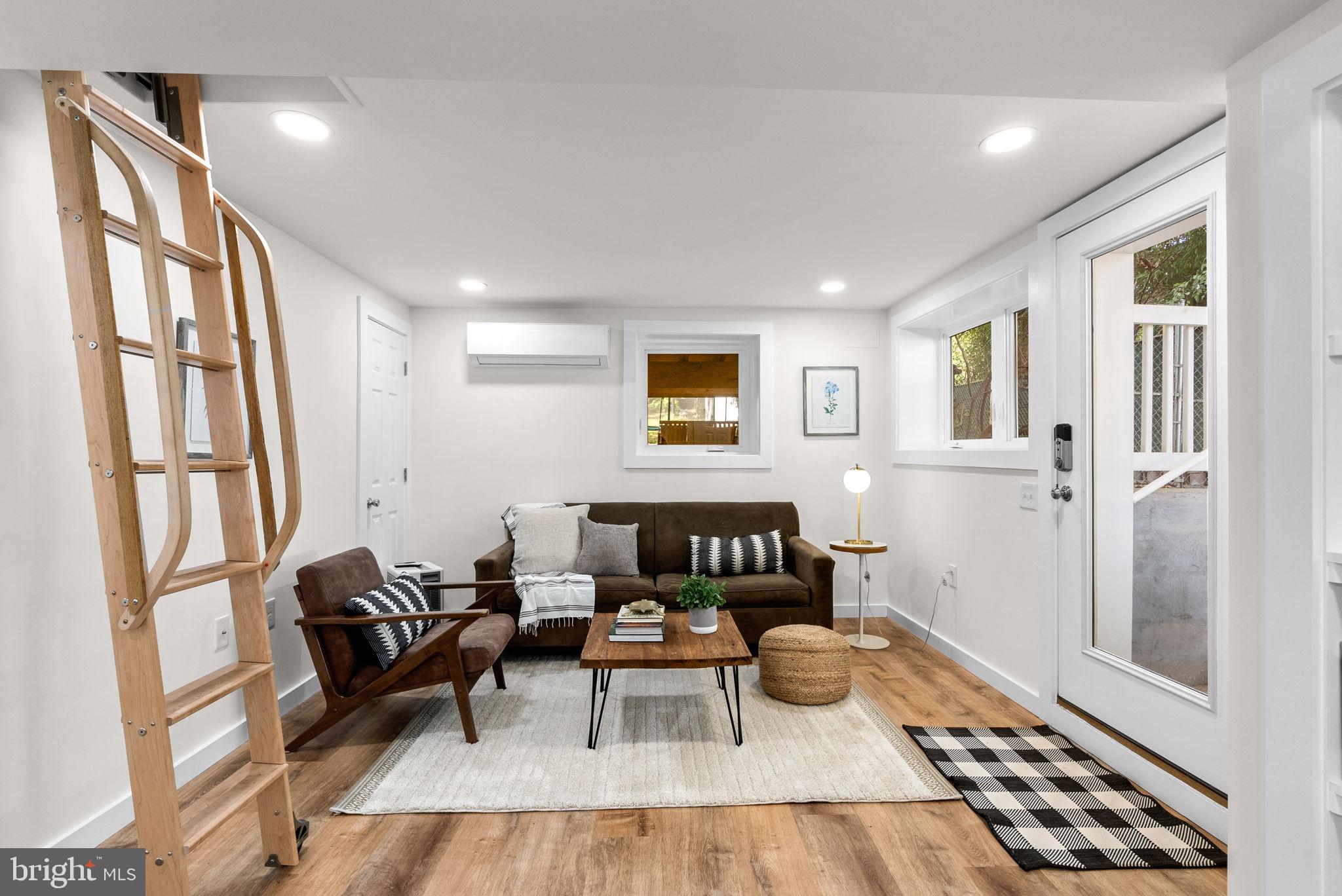 SILVER SPRING - Residential