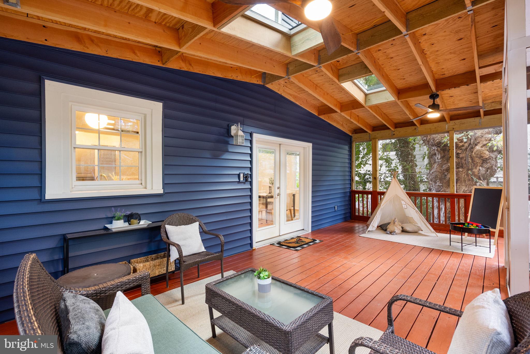 SILVER SPRING - Residential