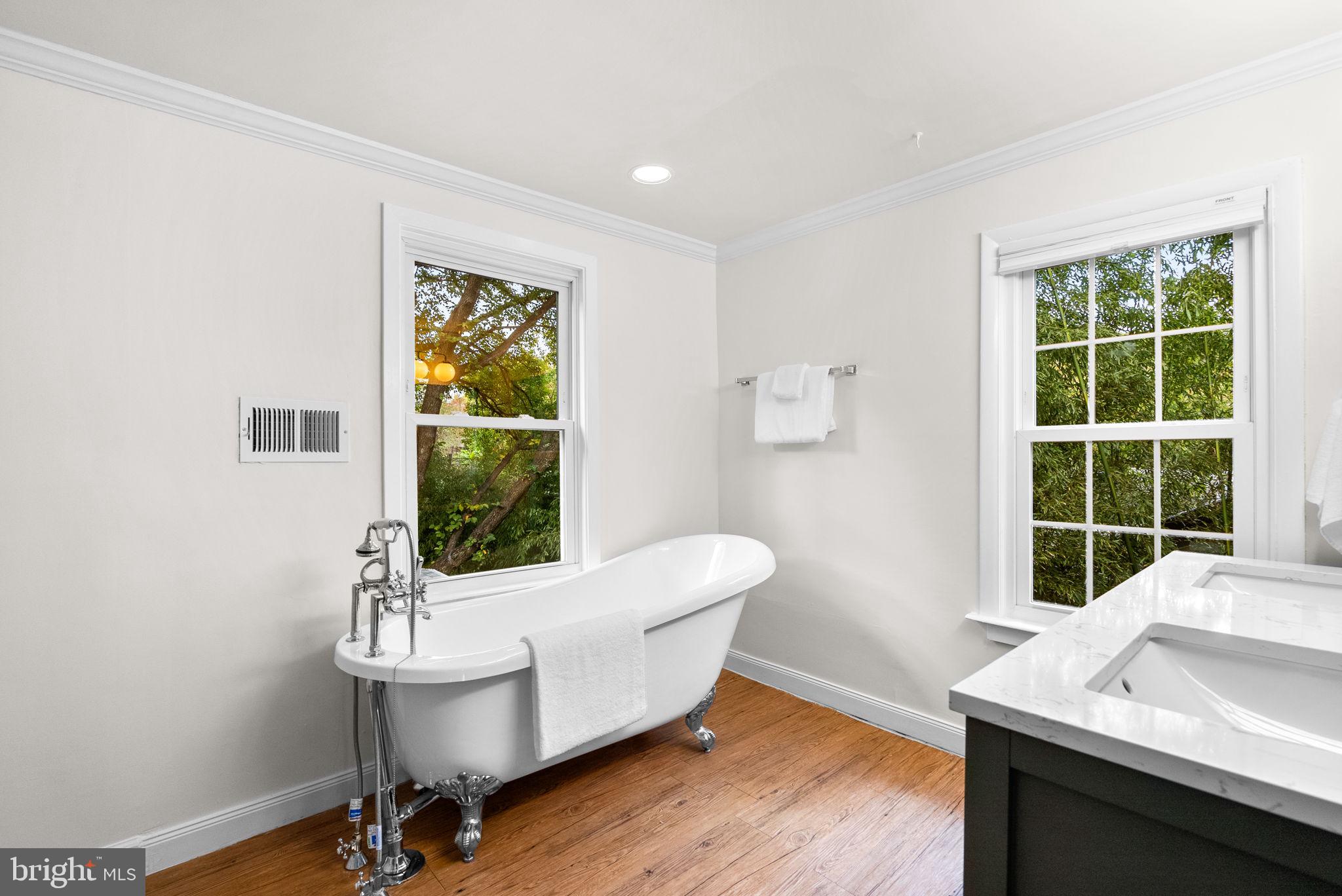 SILVER SPRING - Residential