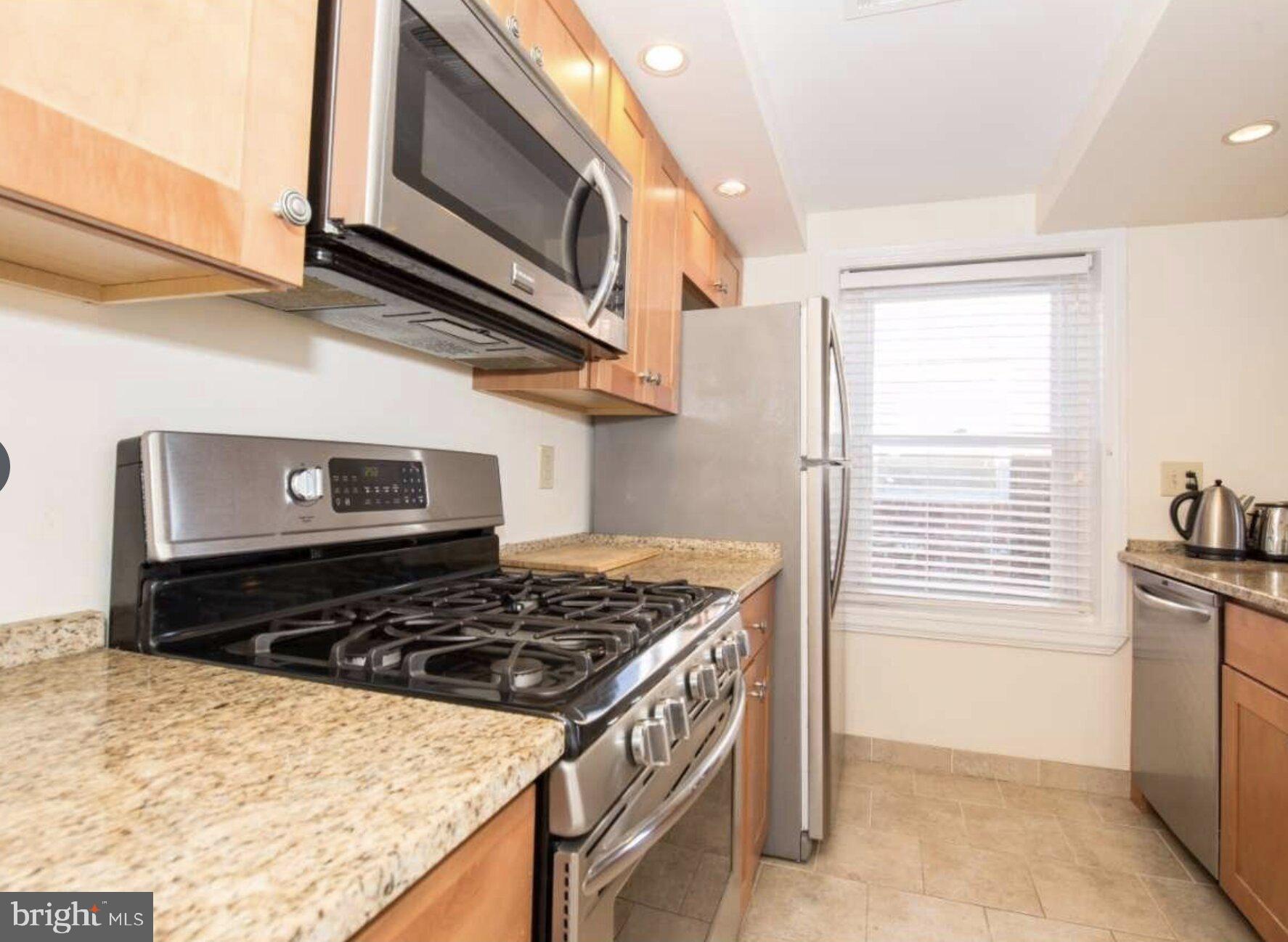 EAST PASSYUNK CROSSING - Residential Income