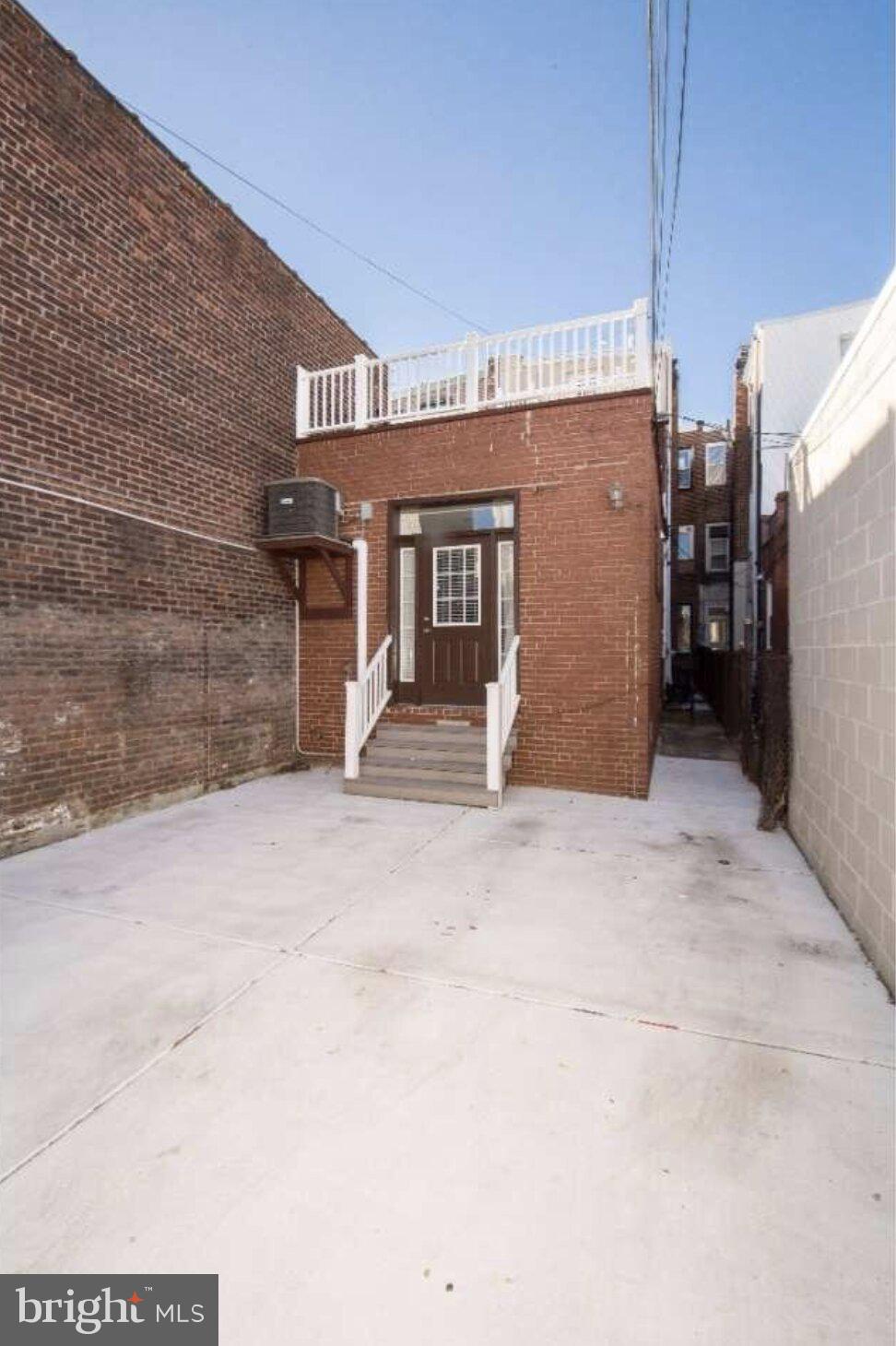 EAST PASSYUNK CROSSING - Residential Income