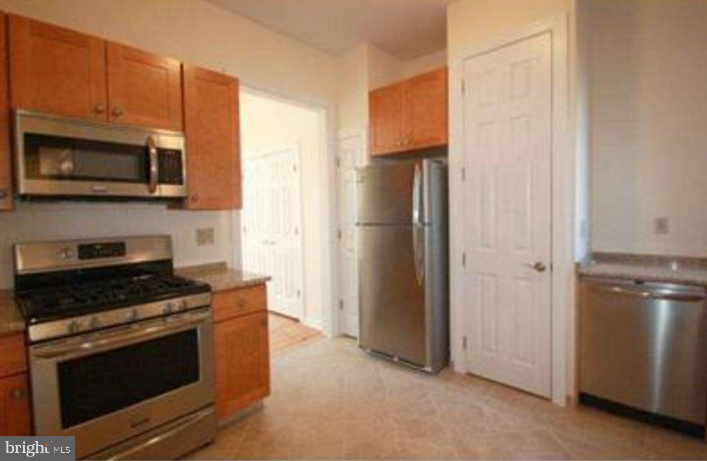 EAST PASSYUNK CROSSING - Residential Income