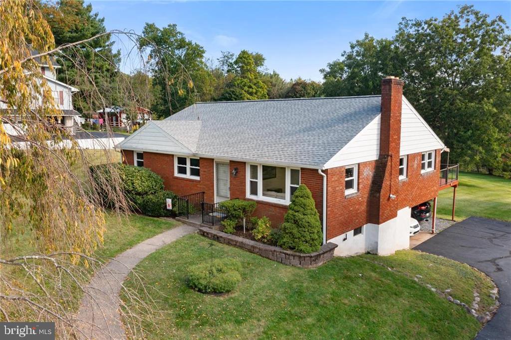 FOREST DRIVE TERRACE - Residential