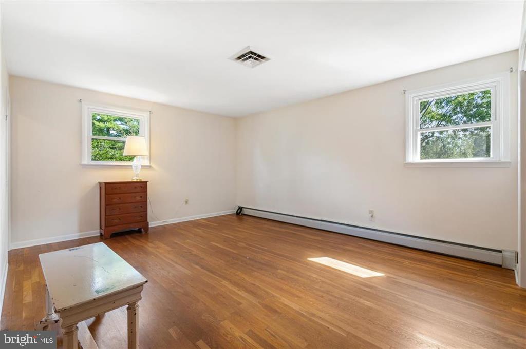 FOREST DRIVE TERRACE - Residential