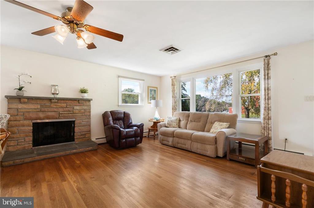 FOREST DRIVE TERRACE - Residential