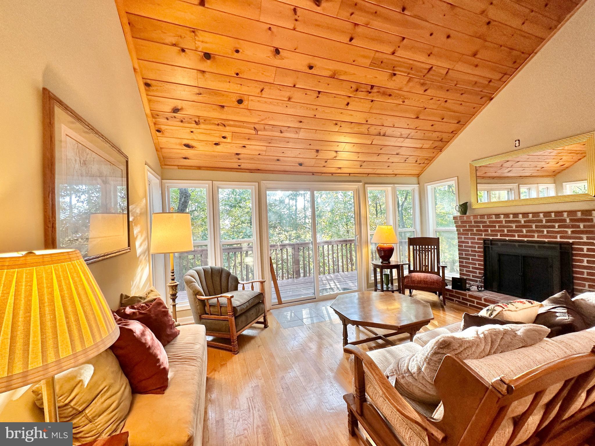 THE WOODS - Residential