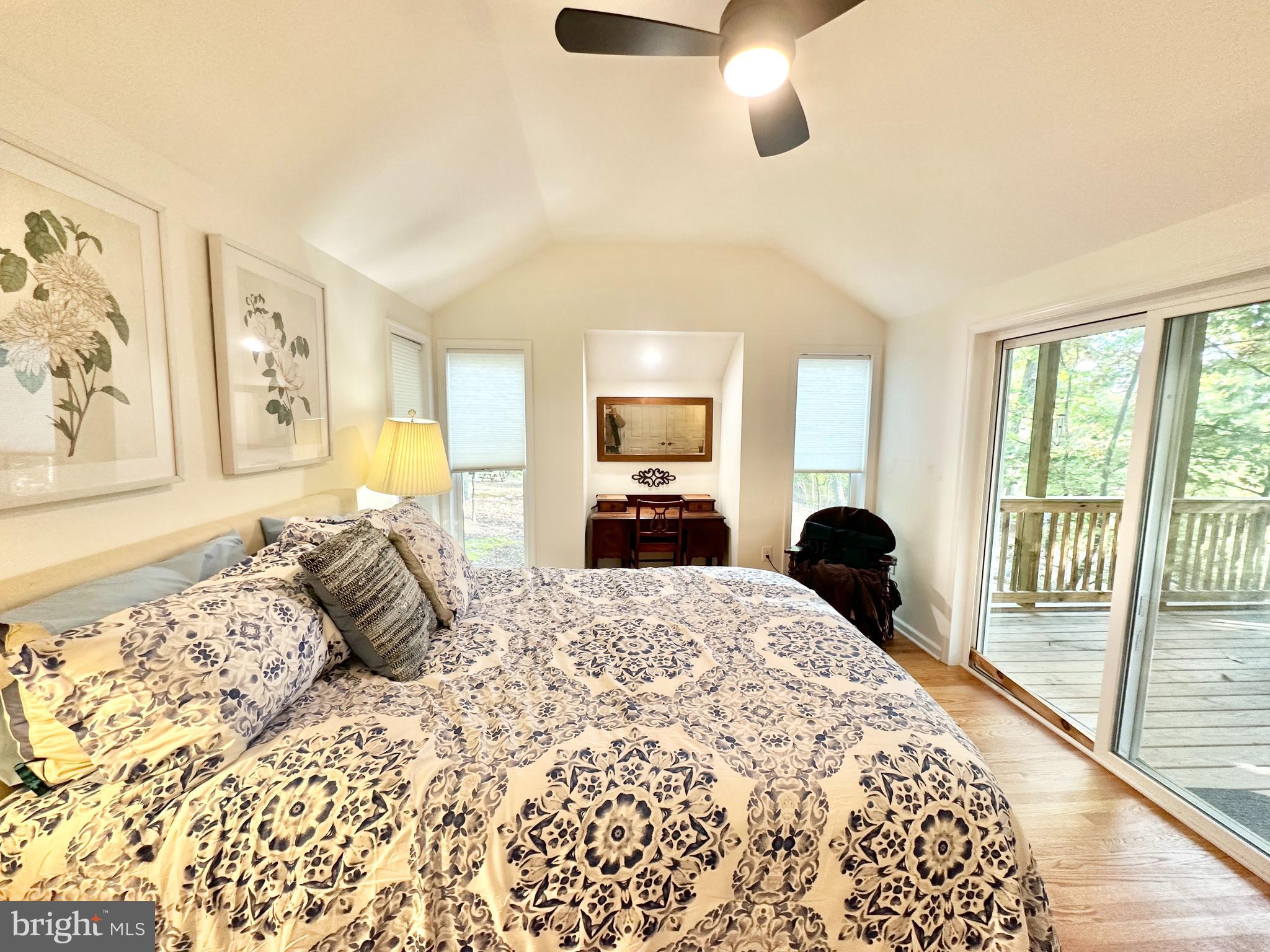 THE WOODS - Residential